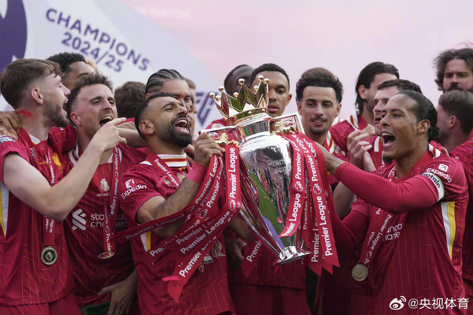 包含欧洲杯战火重燃,球迷热切期待豪门对决的词条 包含欧洲杯战火重燃,球迷热切期待豪门对决的词条